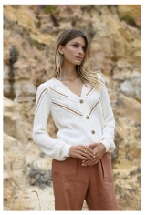CHAQUETA PUNTO BORDADOS