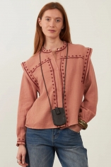 blusa bordada rosa empolvado