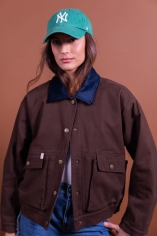chaqueta corta marron